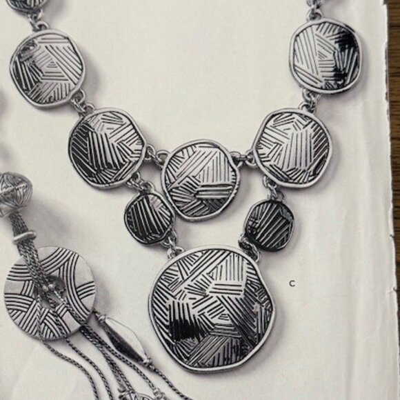 Lia Sophia :SOLACE" Necklace - Picture 5 of 6